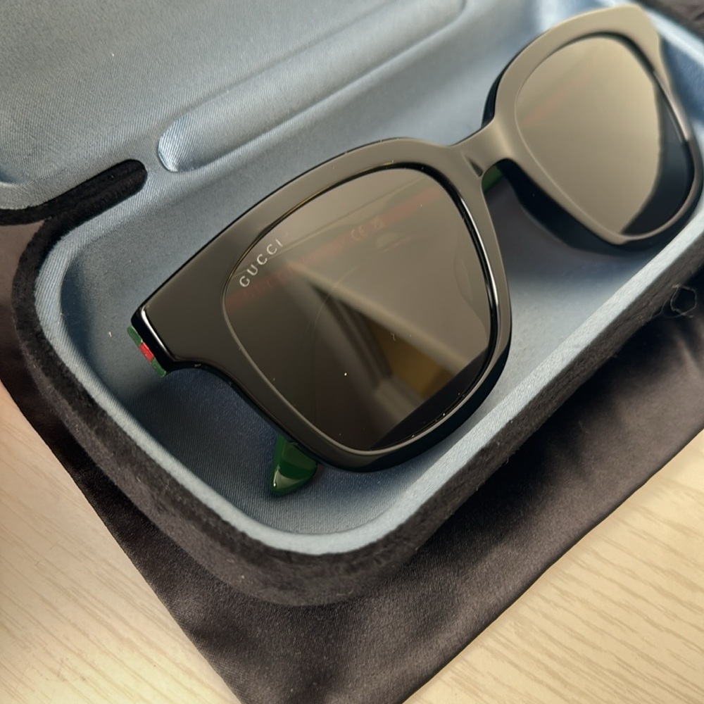 Gucci Sunglasses 100% Authentic